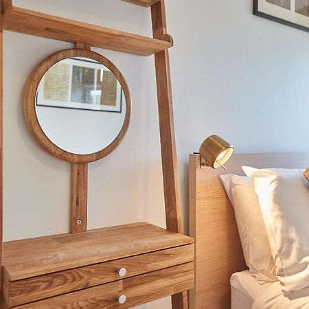 Host & Stay - Artist House Loftus Екстериор снимка