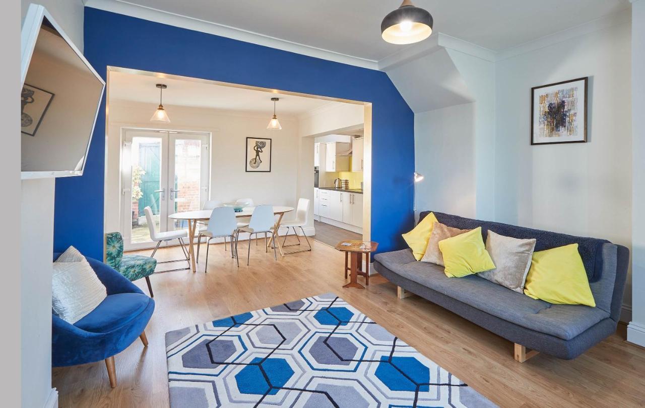 Host & Stay - Artist House Loftus Екстериор снимка